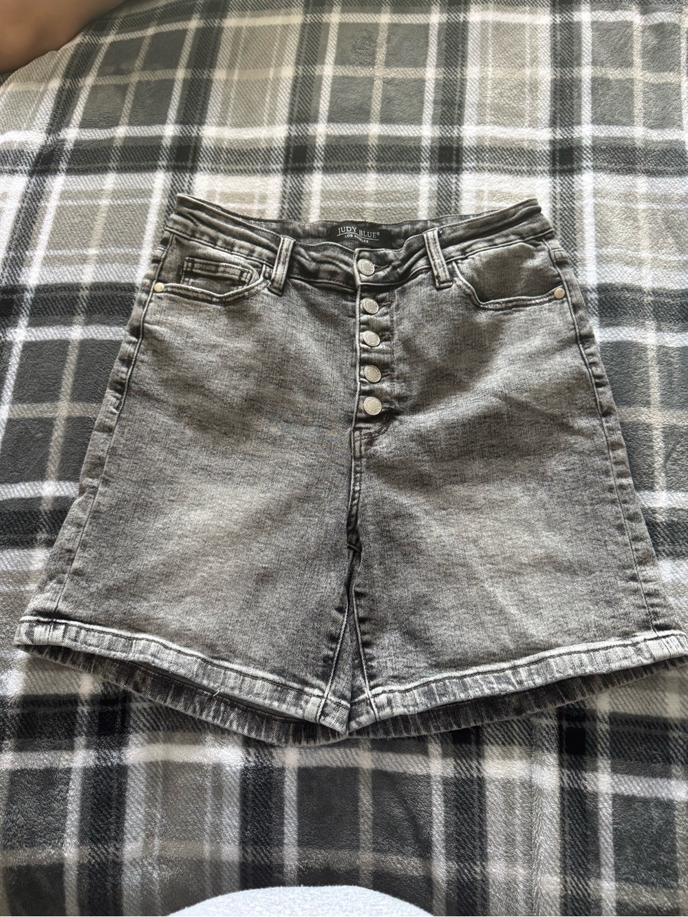 Judy Blue Gray Faded Black Button-Front Jean Shorts Size Large High Rise